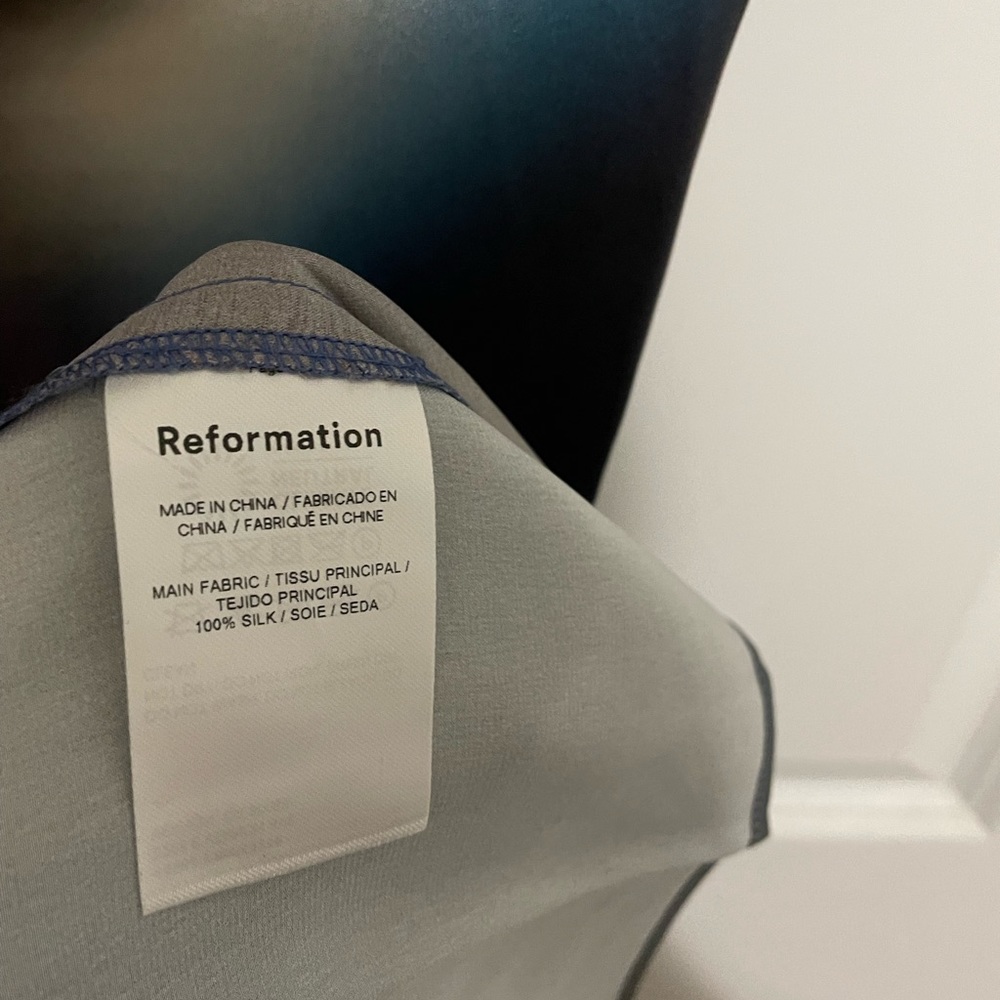 New Reformation Frankie Dress Blur - Picture 7 of 7